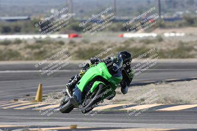 media/Jan-15-2026-Racers Edge (Thu) [[dfebeb70ab]]/3-B Group/Session 2 (Turn 11)/